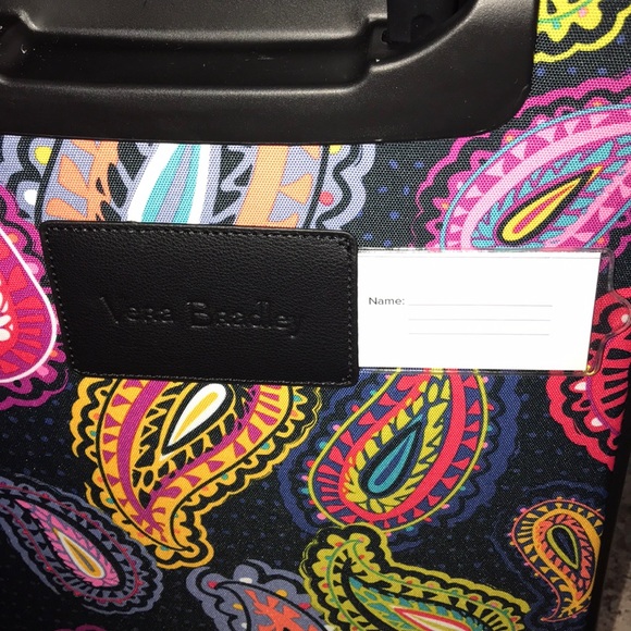 Vera Bradley Carry On - Picture 5 of 11